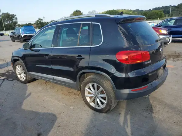WVGRV7AX2HK012658 2017 VOLKSWAGEN TIGUAN - Image 2