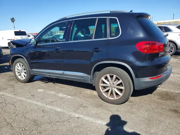 WVGRV7AX2HK012949 2017 VOLKSWAGEN TIGUAN - Image 2