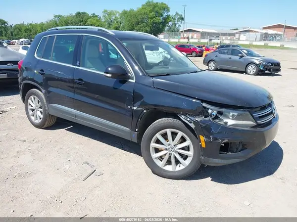 WVGRV7AX2HK019271 2017 VOLKSWAGEN TIGUAN - Image 1