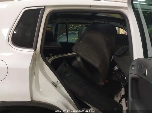 WVGRV7AX3HK000874 2017 VOLKSWAGEN TIGUAN - Image 8