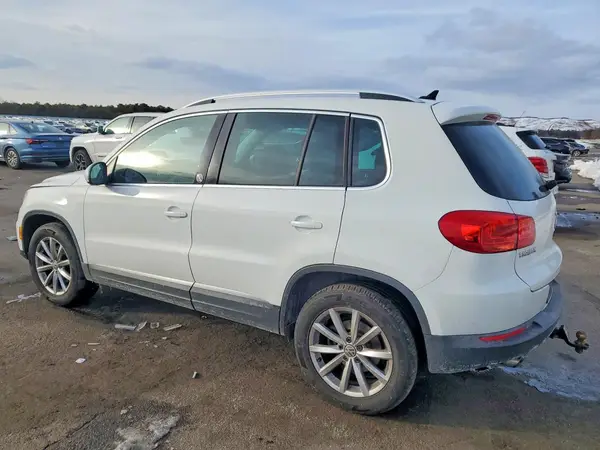 WVGRV7AX3HK002642 2017 VOLKSWAGEN TIGUAN - Image 2