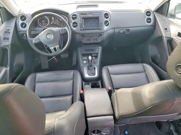 WVGRV7AX3HK002642 2017 VOLKSWAGEN TIGUAN - Image 8