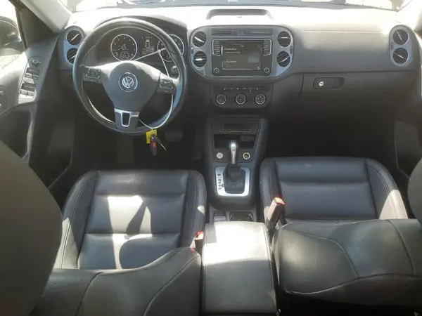 WVGRV7AX3HK005878 2017 VOLKSWAGEN TIGUAN - Image 8
