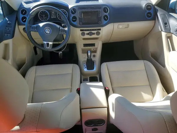 WVGRV7AX3HK019232 2017 VOLKSWAGEN TIGUAN - Image 8