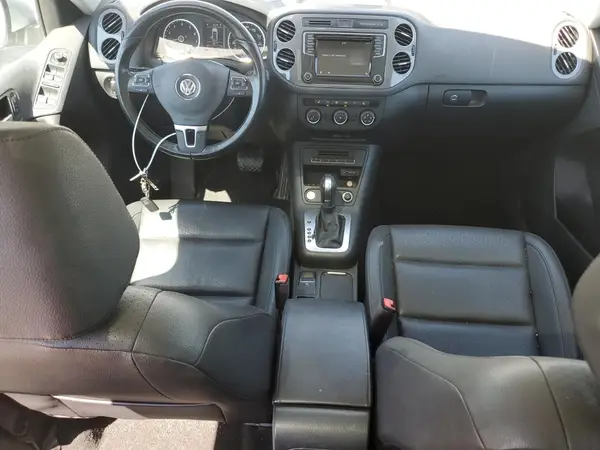 WVGRV7AX5HK002870 2017 VOLKSWAGEN TIGUAN - Image 8
