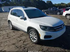 WVGRV7AX5HK010497 2017 VOLKSWAGEN TIGUAN