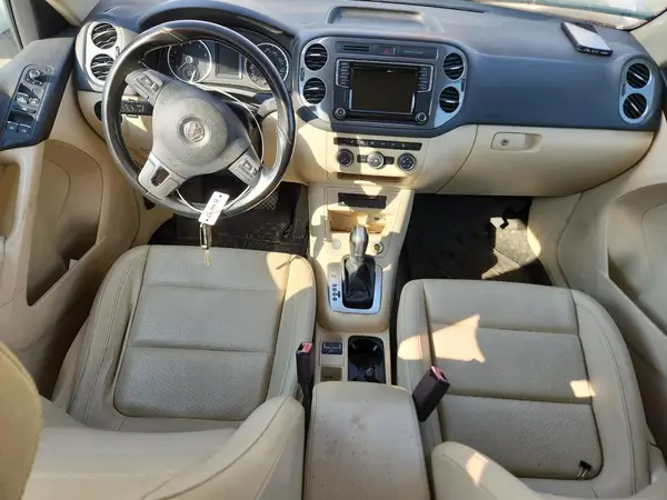 WVGRV7AX5HK014310 2017 VOLKSWAGEN TIGUAN - Image 8