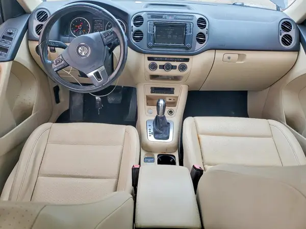 WVGRV7AX5HK015909 2017 VOLKSWAGEN TIGUAN - Image 8
