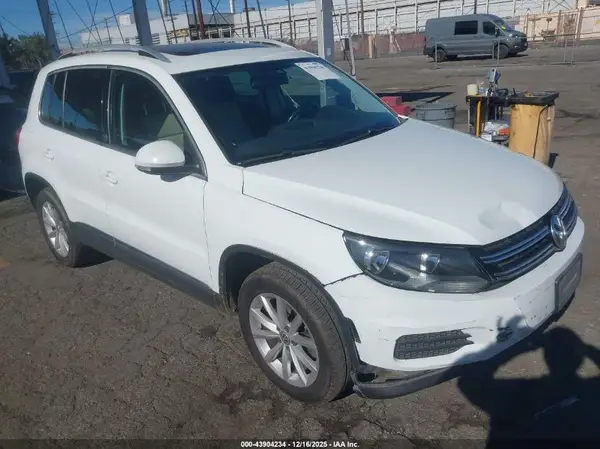 WVGRV7AX5HW507512 2017 VOLKSWAGEN TIGUAN - Image 1