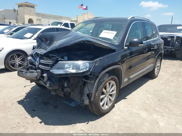 WVGRV7AX6HK011979 2017 VOLKSWAGEN TIGUAN - Image 2