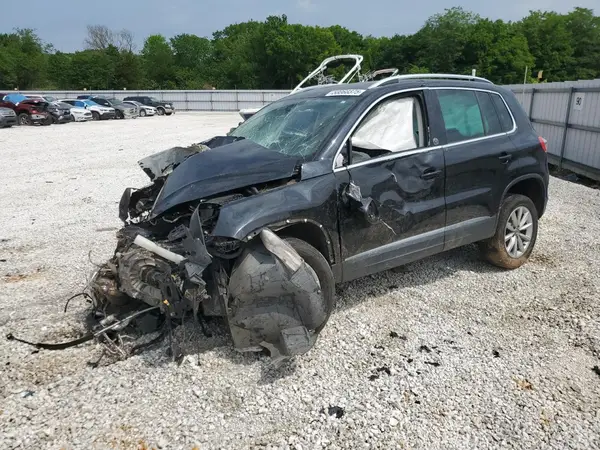 WVGRV7AX6HK018561 2017 VOLKSWAGEN TIGUAN - Image 1