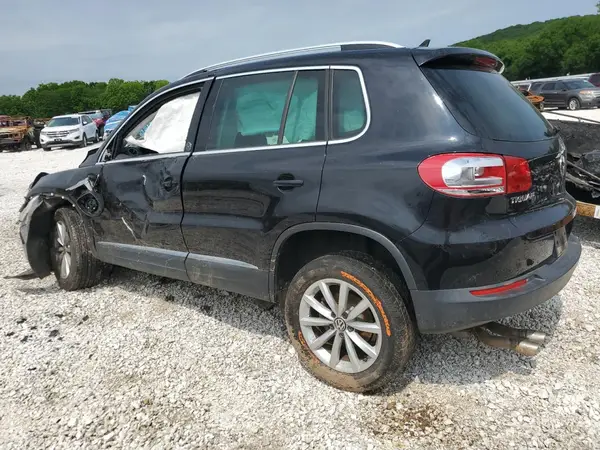 WVGRV7AX6HK018561 2017 VOLKSWAGEN TIGUAN - Image 2