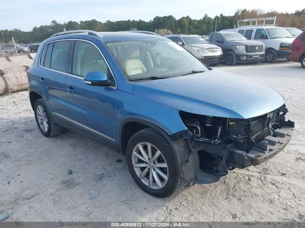 WVGRV7AX6HW504313 2017 VOLKSWAGEN TIGUAN - Image 1