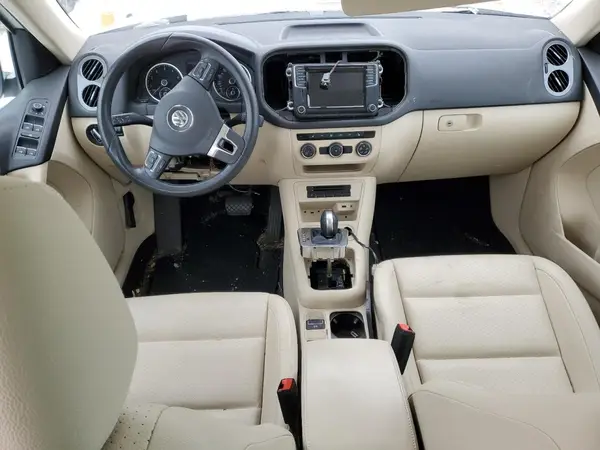 WVGRV7AX6HW506983 2017 VOLKSWAGEN TIGUAN - Image 8