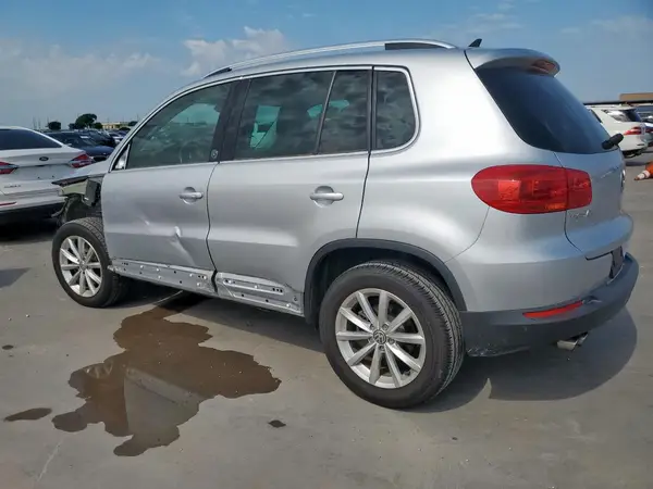 WVGRV7AX8HK002118 2017 VOLKSWAGEN TIGUAN - Image 2