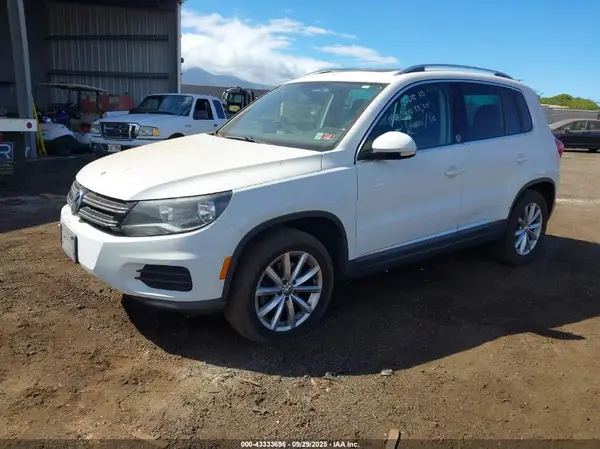 WVGRV7AX8HK002829 2017 VOLKSWAGEN TIGUAN - Image 2