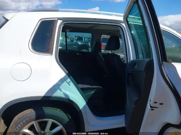 WVGRV7AX8HK002829 2017 VOLKSWAGEN TIGUAN - Image 8