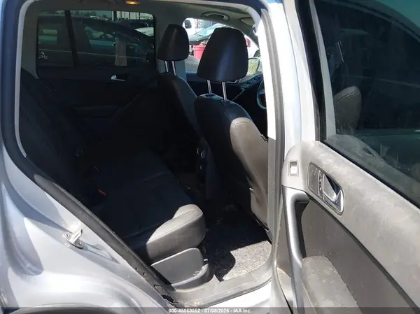 WVGRV7AX8HK002877 2017 VOLKSWAGEN TIGUAN - Image 8