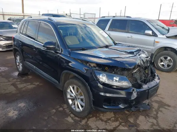 WVGRV7AX8HK005052 2017 VOLKSWAGEN TIGUAN - Image 1