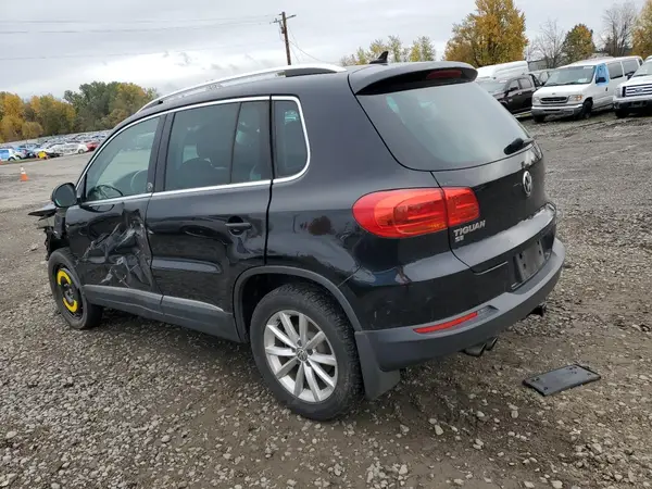 WVGRV7AX8HK014589 2017 VOLKSWAGEN TIGUAN - Image 2