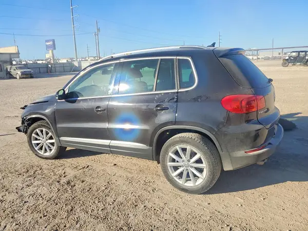 WVGRV7AX8HK020523 2017 VOLKSWAGEN TIGUAN - Image 2