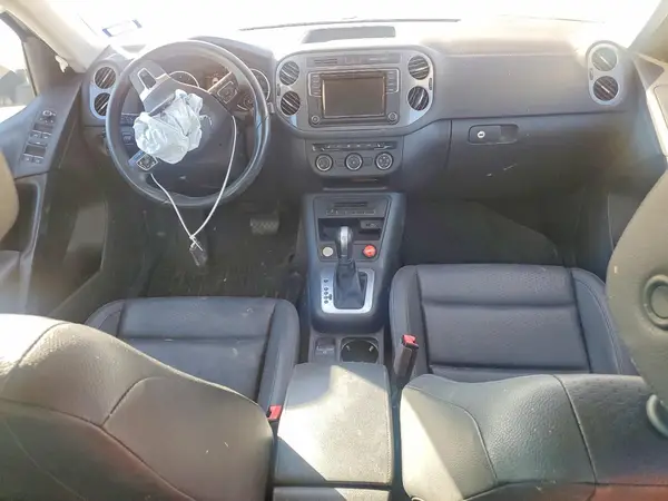 WVGRV7AX8HK020523 2017 VOLKSWAGEN TIGUAN - Image 8