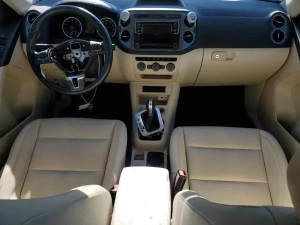 WVGRV7AX8HK022983 2017 VOLKSWAGEN TIGUAN - Image 8
