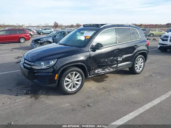 WVGRV7AX8HW505009 2017 VOLKSWAGEN TIGUAN - Image 2