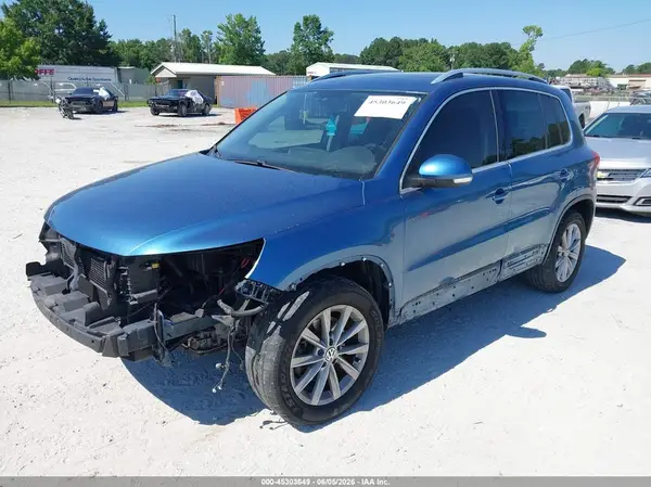 WVGRV7AX9HK017890 2017 VOLKSWAGEN TIGUAN - Image 2