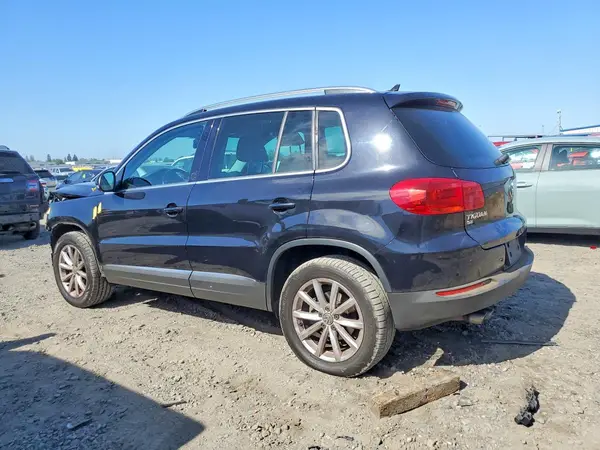 WVGRV7AX9HK019574 2017 VOLKSWAGEN TIGUAN - Image 2
