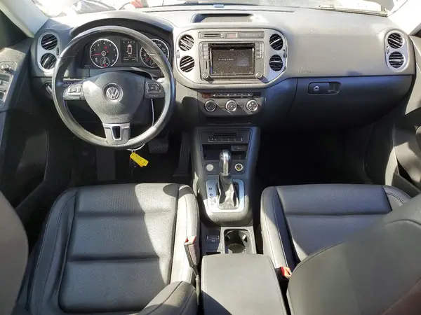 WVGRV7AX9HK019574 2017 VOLKSWAGEN TIGUAN - Image 8