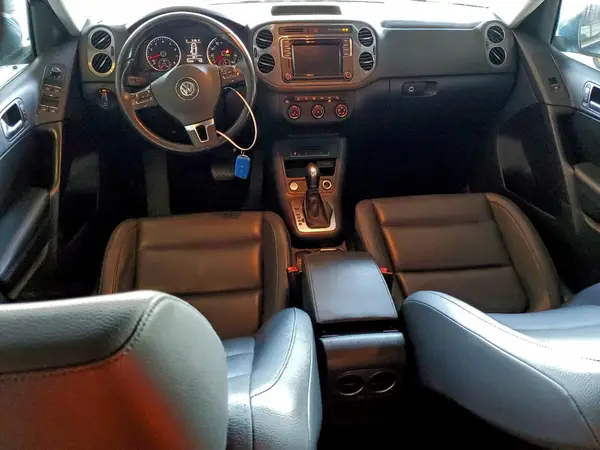WVGRV7AXXHK002461 2017 VOLKSWAGEN TIGUAN - Image 8