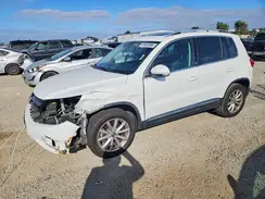 WVGRV7AXXHK010415 2017 VOLKSWAGEN TIGUAN