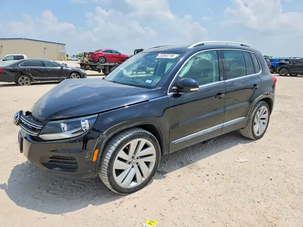 WVGRV7AXXHK012732 2017 VOLKSWAGEN TIGUAN - Image 1