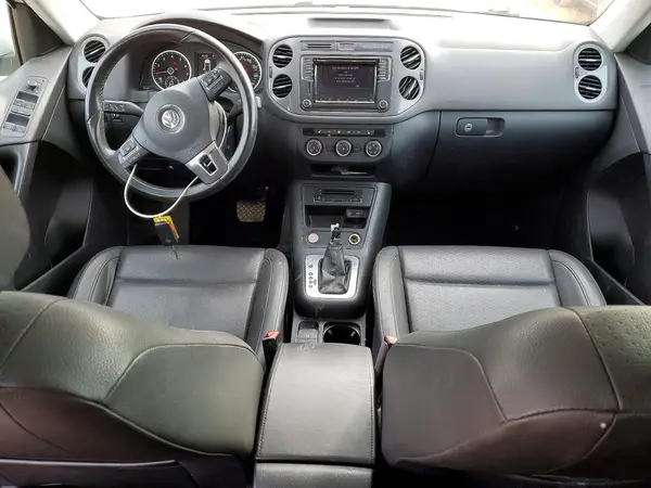 WVGRV7AXXHK019373 2017 VOLKSWAGEN TIGUAN - Image 8