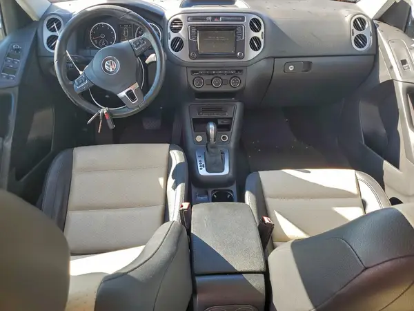 WVGRV7AXXHK022211 2017 VOLKSWAGEN TIGUAN - Image 8