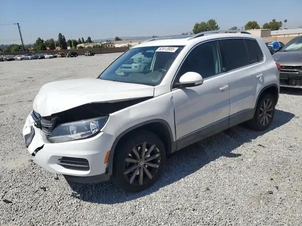 WVGRV7AXXHW505903 2017 VOLKSWAGEN TIGUAN - Image 1