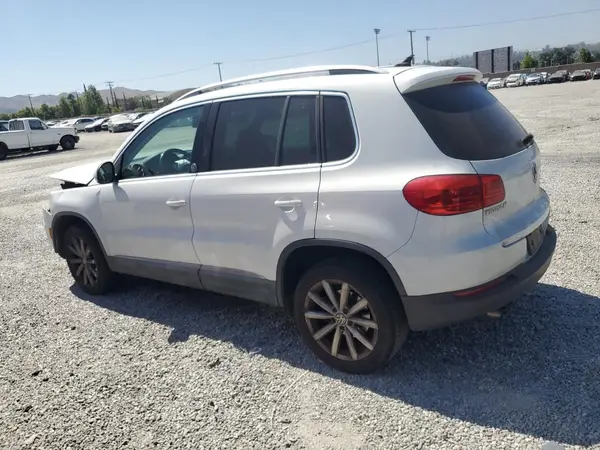 WVGRV7AXXHW505903 2017 VOLKSWAGEN TIGUAN - Image 2