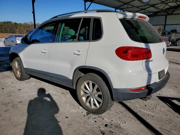 WVGRV7AXXHW511071 2017 VOLKSWAGEN TIGUAN - Image 2