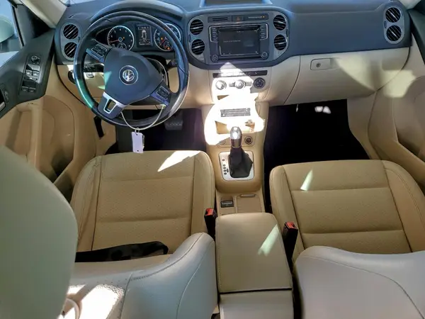 WVGRV7AXXHW511071 2017 VOLKSWAGEN TIGUAN - Image 8