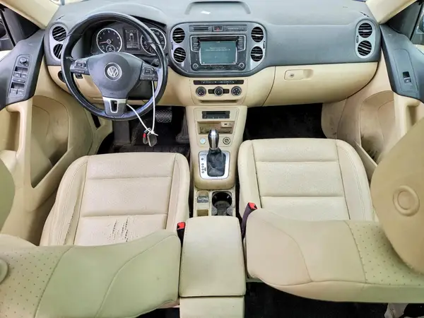 WVGSV7AX0HK010554 2017 VOLKSWAGEN TIGUAN - Image 8