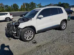 WVGSV7AX0HK011882 2017 VOLKSWAGEN TIGUAN