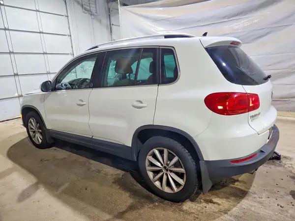 WVGSV7AX0HK012479 2017 VOLKSWAGEN TIGUAN - Image 2