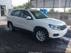 WVGSV7AX1HK005881 2017 VOLKSWAGEN TIGUAN