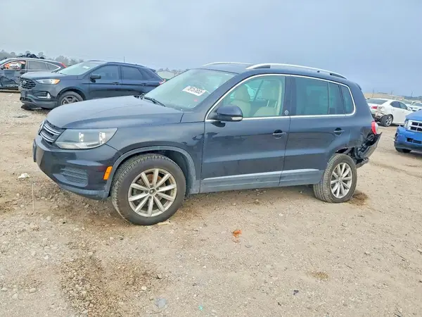 WVGSV7AX1HK027623 2017 VOLKSWAGEN TIGUAN - Image 1