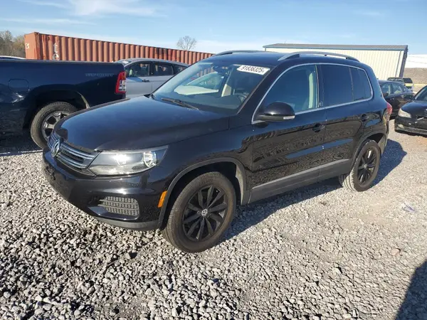 WVGSV7AX1HK030988 2017 VOLKSWAGEN TIGUAN - Image 1