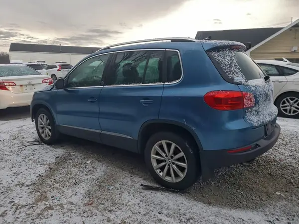 WVGSV7AX1HW500994 2017 VOLKSWAGEN TIGUAN - Image 2