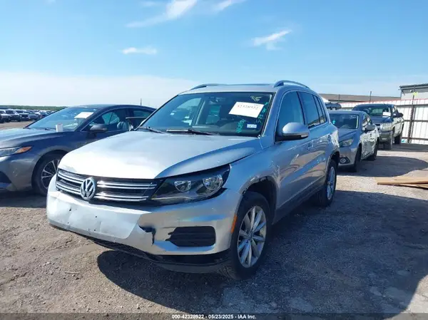 WVGSV7AX1HW510439 2017 VOLKSWAGEN TIGUAN - Image 2