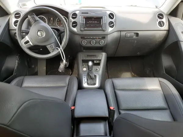 WVGSV7AX2HK002956 2017 VOLKSWAGEN TIGUAN - Image 8