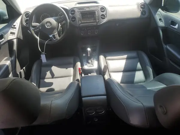 WVGSV7AX2HK041370 2017 VOLKSWAGEN TIGUAN - Image 8